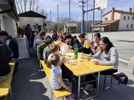 Čistilna akcija na Baču  (1)